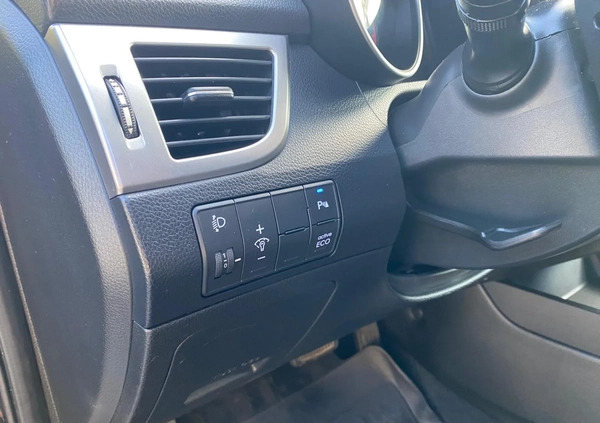 Hyundai I30 cena 33900 przebieg: 225000, rok produkcji 2012 z Pruszcz Gdański małe 254